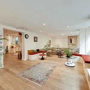 Hotel Louisa, Parigi